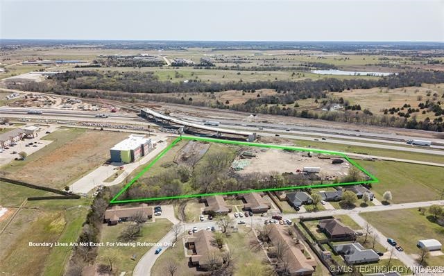 1007 N Service Road