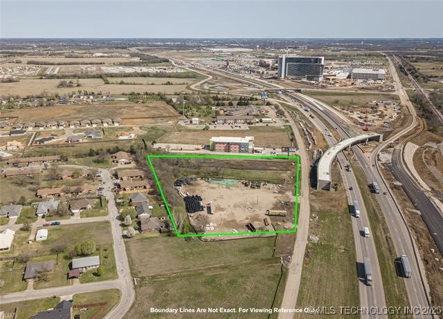 1007 N Service Road