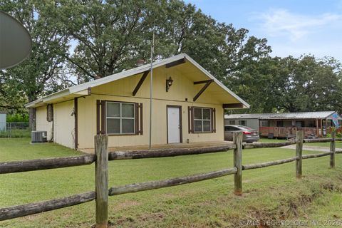 32 Quail Drive Mead OK 74701