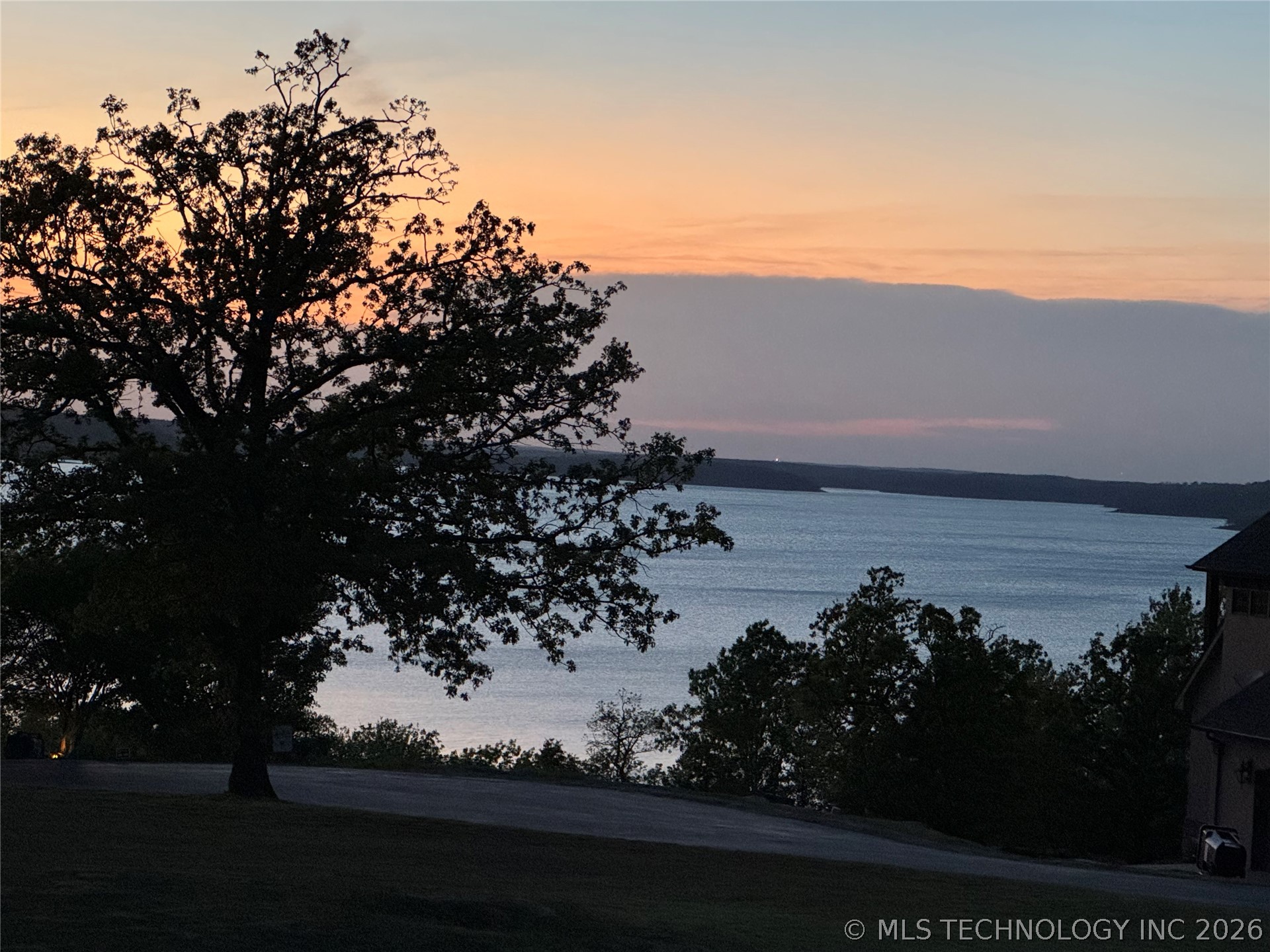 Photo 1 of 11 — 9 Shoreline Drive, Skiatook, OK 74070