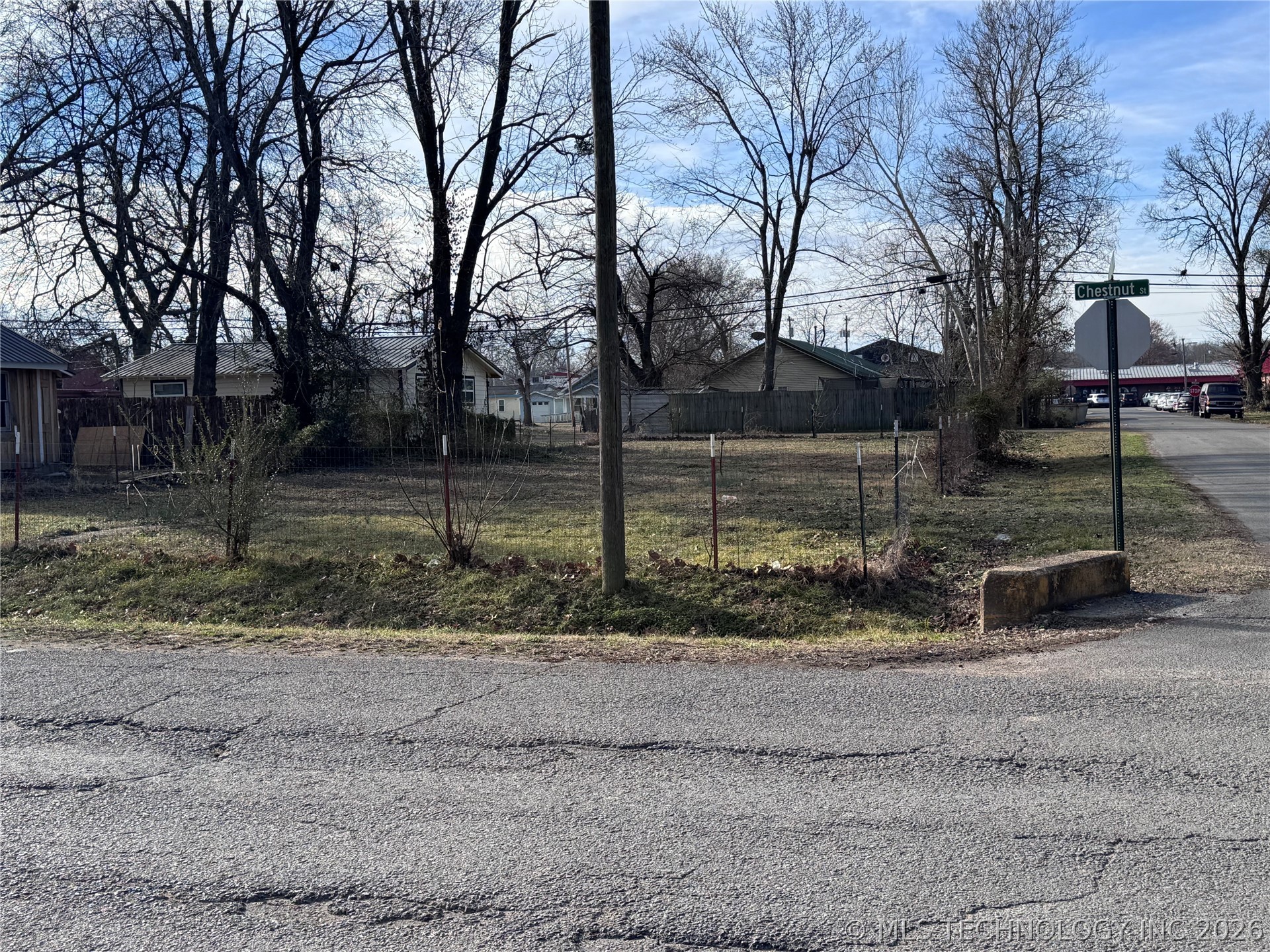 Photo 1 of 7 — 199 N Seventh, Stilwell, OK 74960