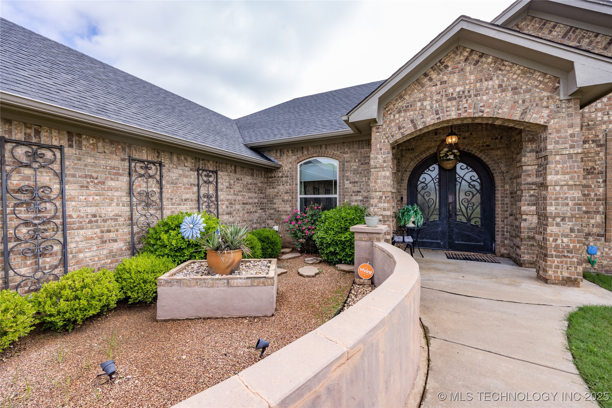 908 Springfield Court Court