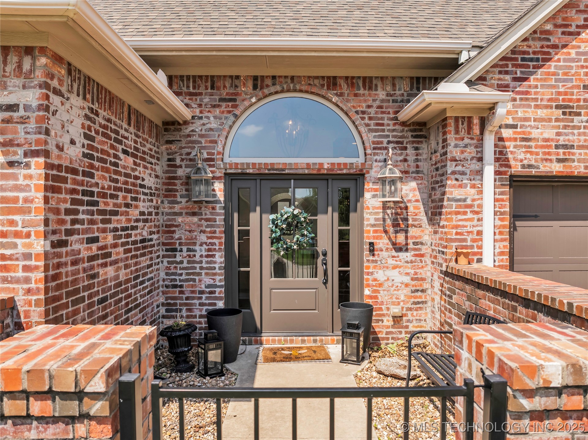 835 Sunset Court