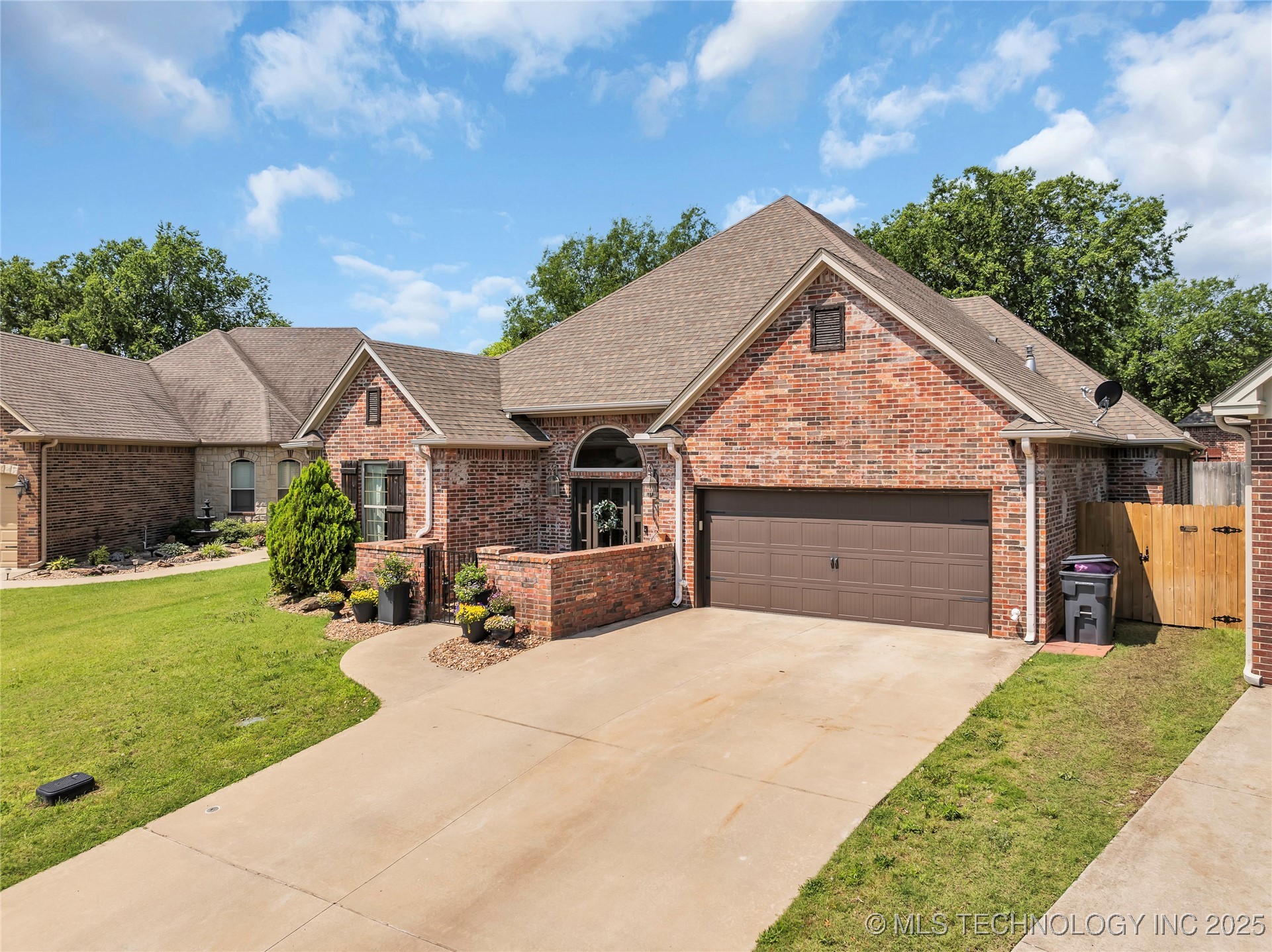 835 Sunset Court