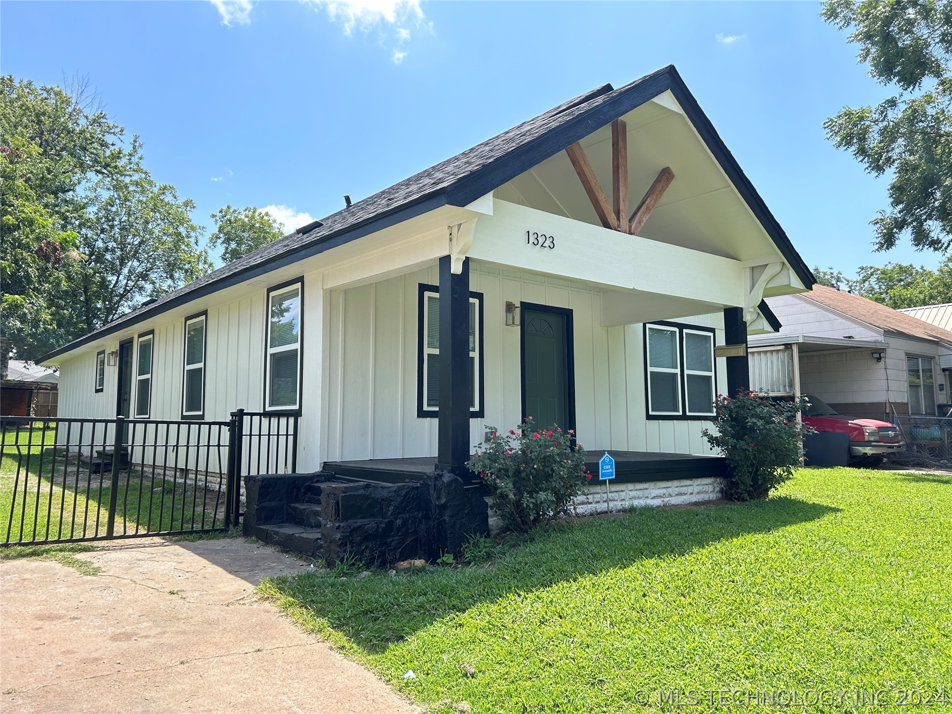 View Tulsa, OK 74110 house