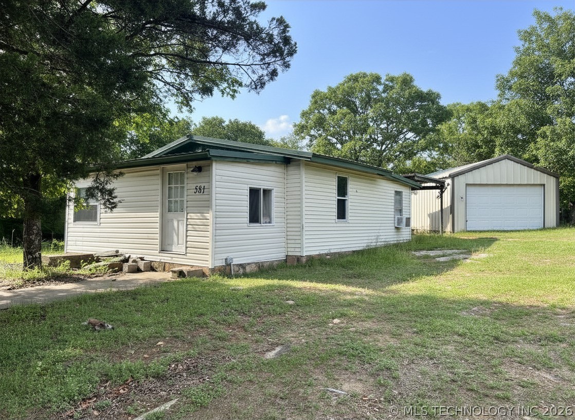 Photo 1 of 9 — 581 Dozer Bend, Eufaula, OK 74432