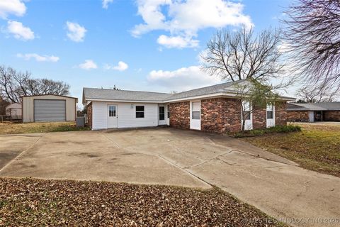 151 Belle Meade Durant OK 73449