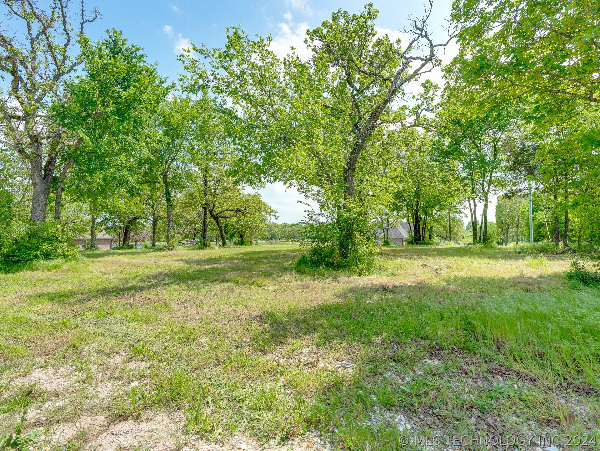 View Ada, OK 74820 property