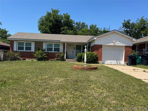 Photo of 4909 N Pate Avenue, Oklahoma City, OK 73112 (MLS # 2617504)