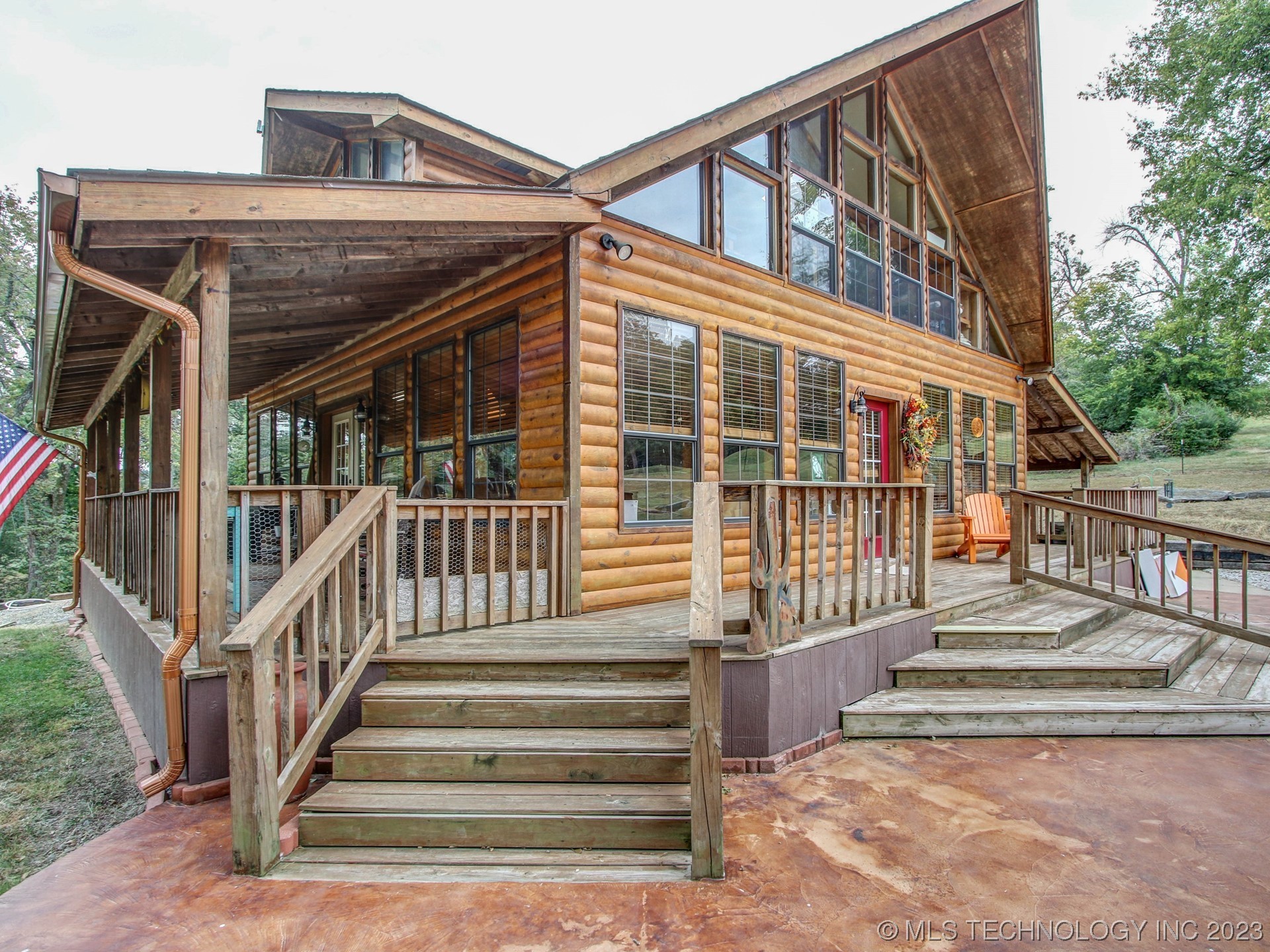 Photo 4 of 41 of 20413 E Allen Road house