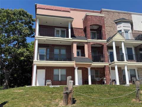 Photo of 336 Lakeshore DR #336, Eufaula, OK 74432 (MLS # 2616114)