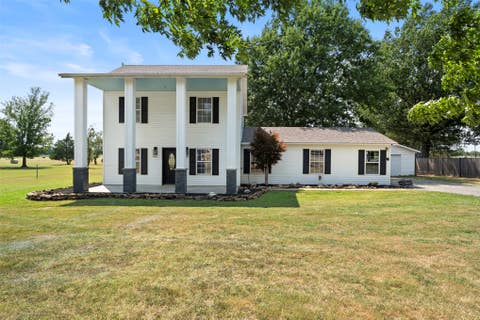 Photo of 945 Christy Lane, Vinita, OK 74301 (MLS # 2630004)