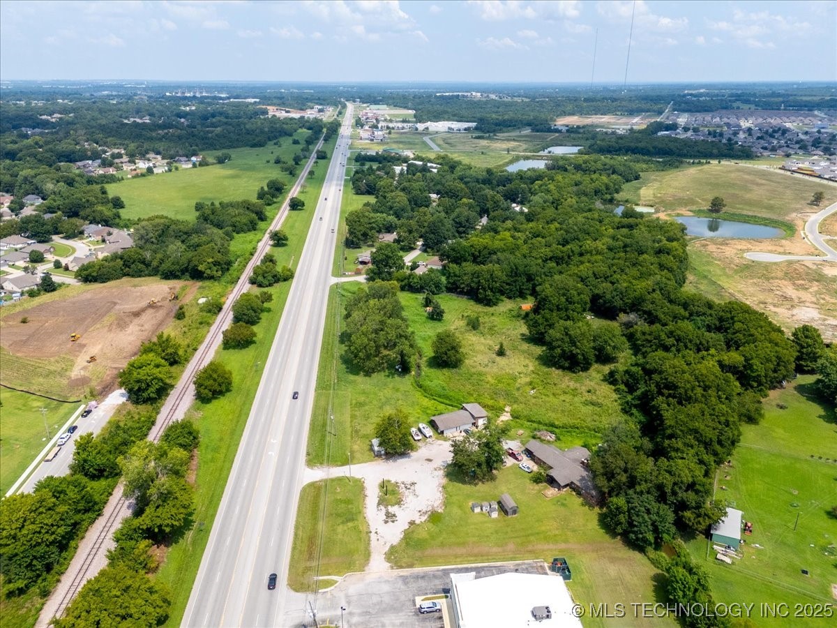 11851 S Hwy 51