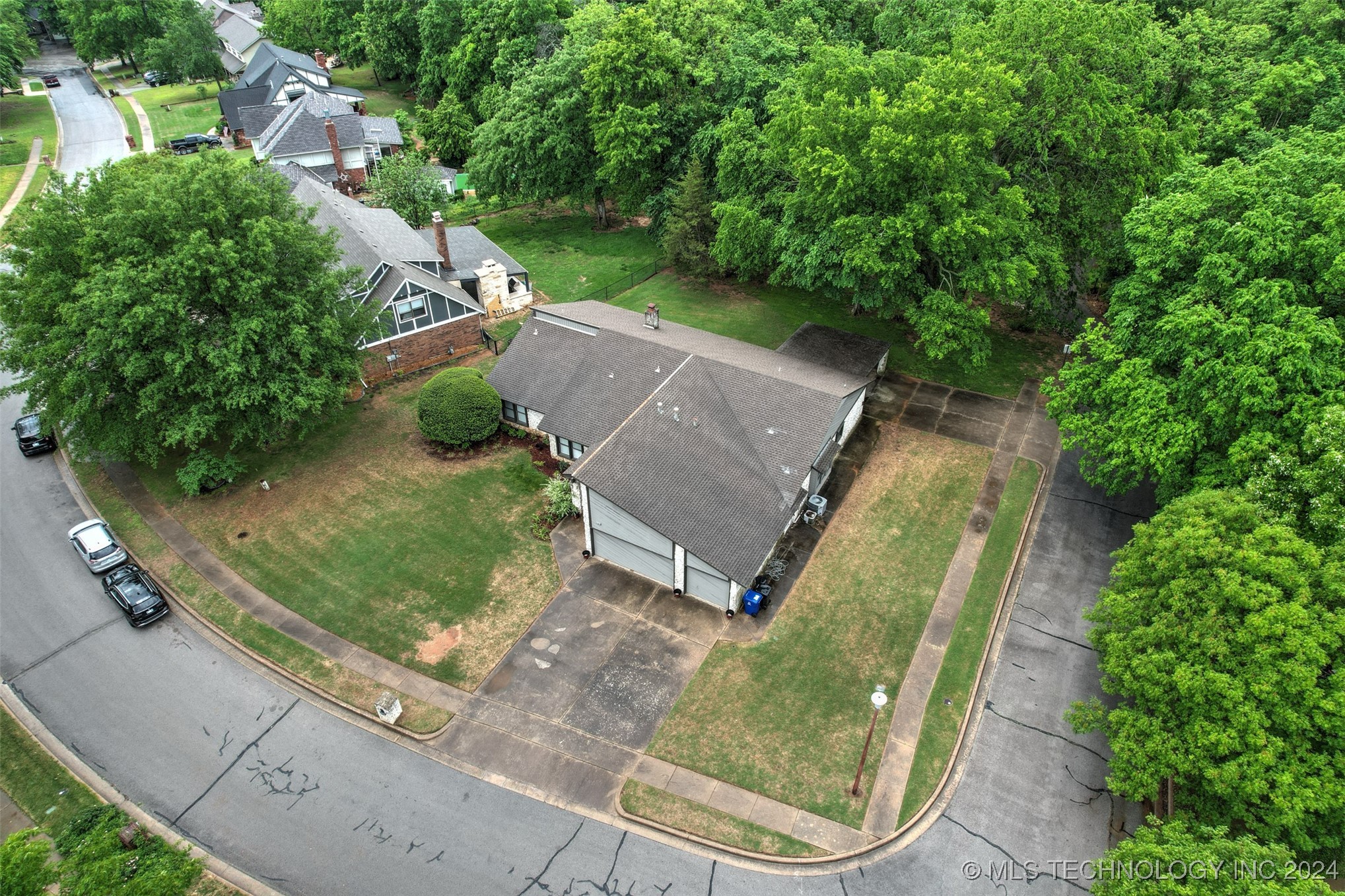 View Broken Arrow, OK 74011 house