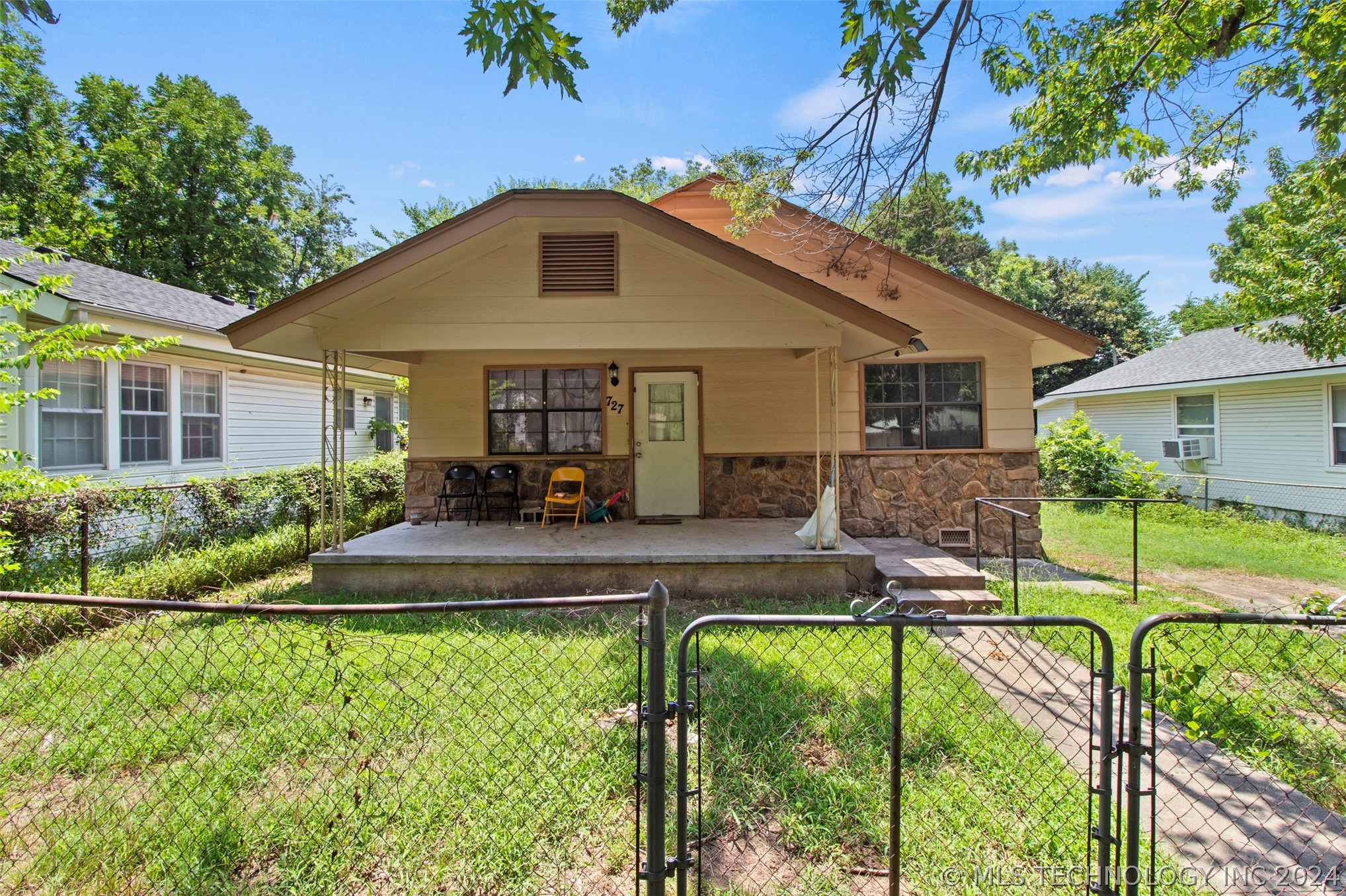 View Ada, OK 74820 house