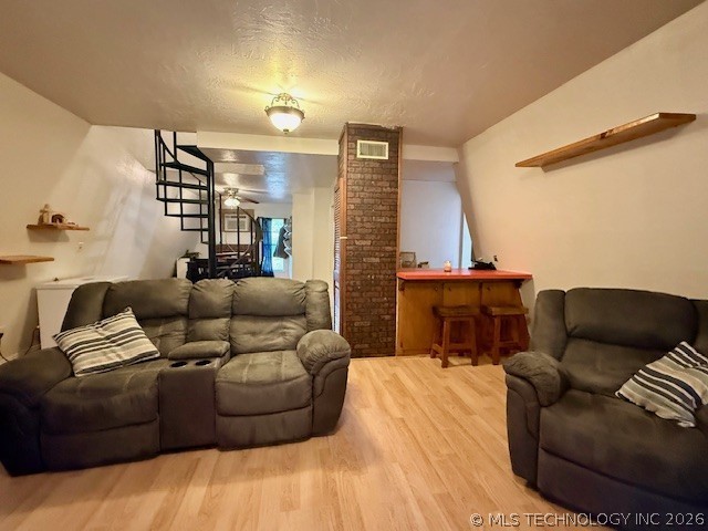 1034 Lakeside