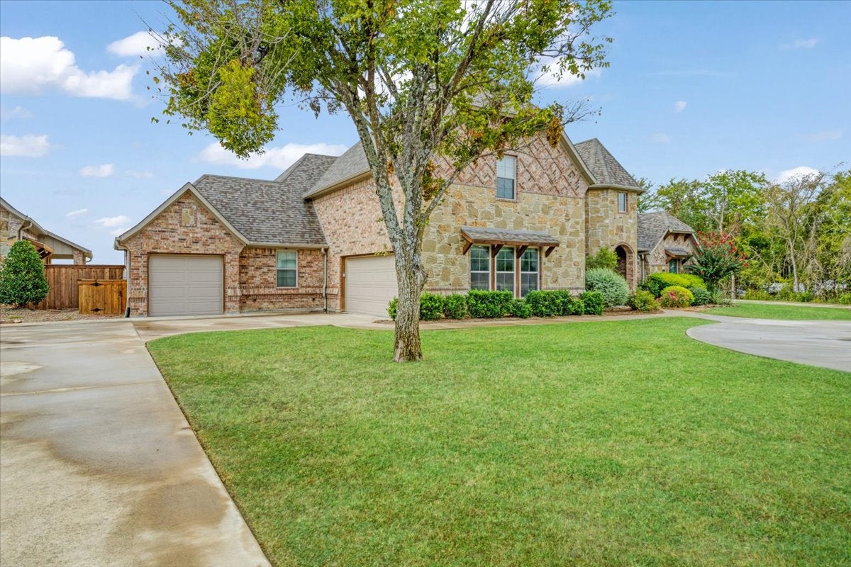 3307 Castle Court