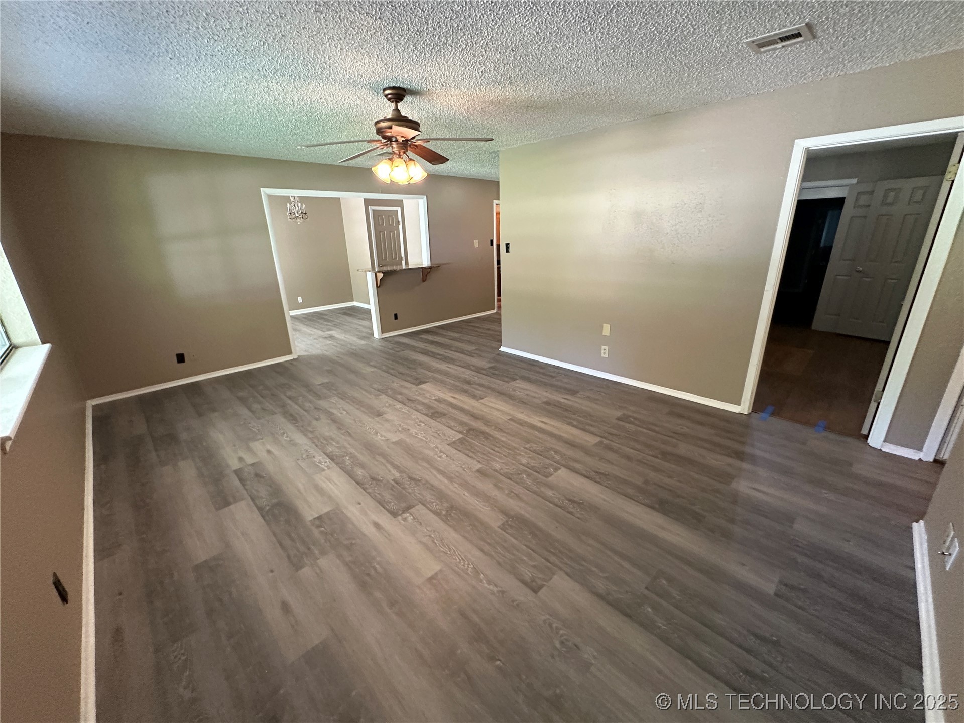 905 Brookside Drive