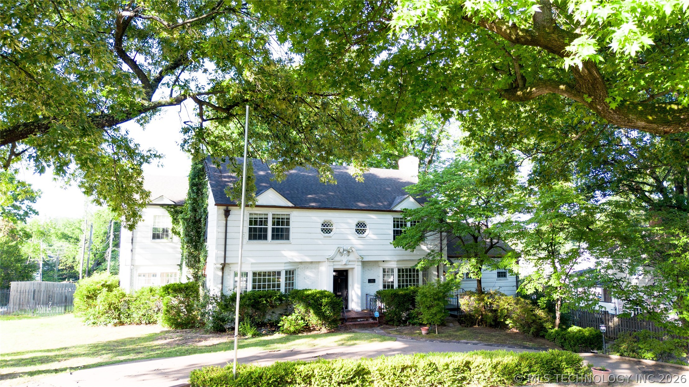 Photo 1 of 36 — 1916 E 38th Street, Tulsa, OK 74104