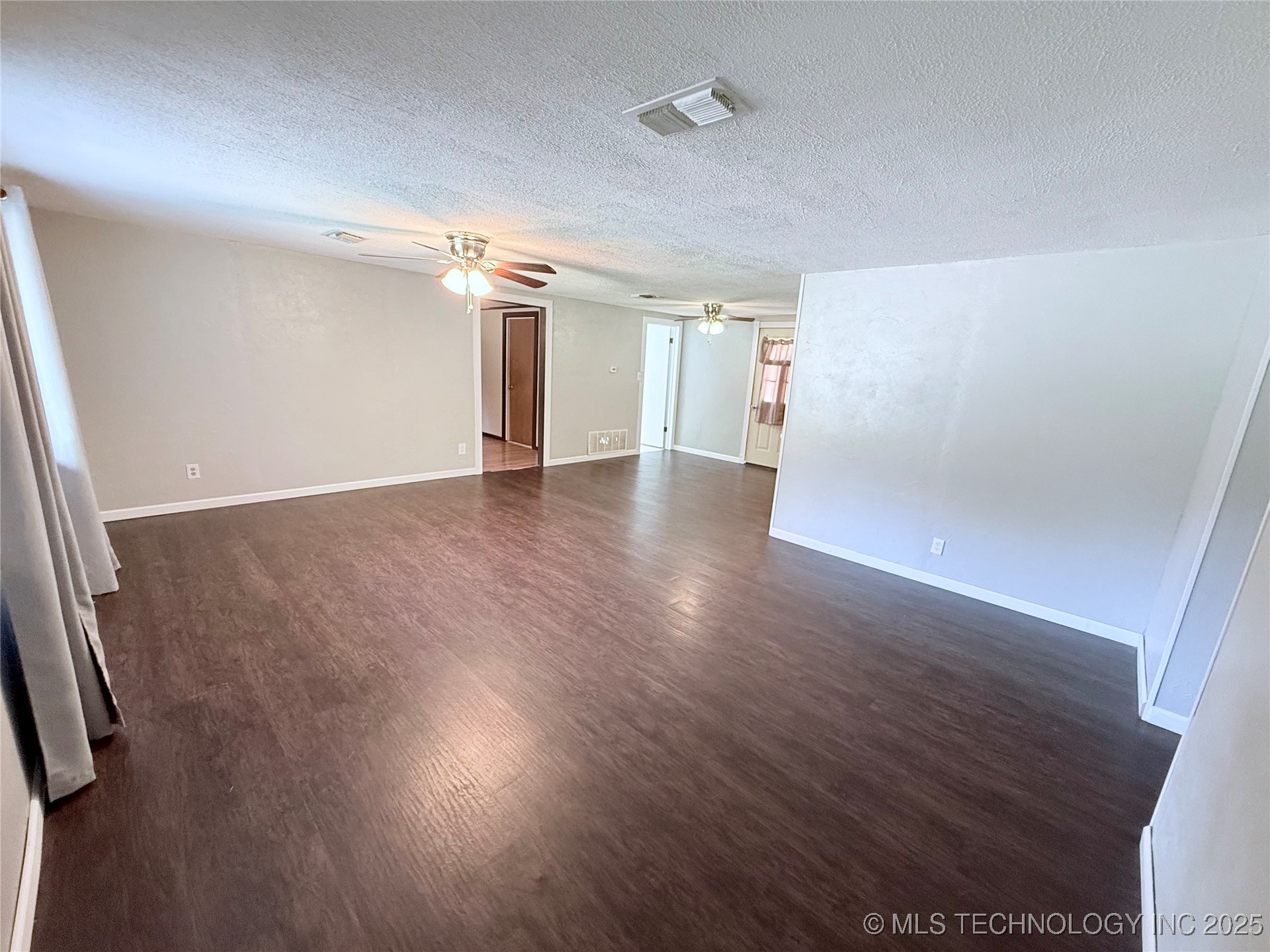 803 NW Dallas