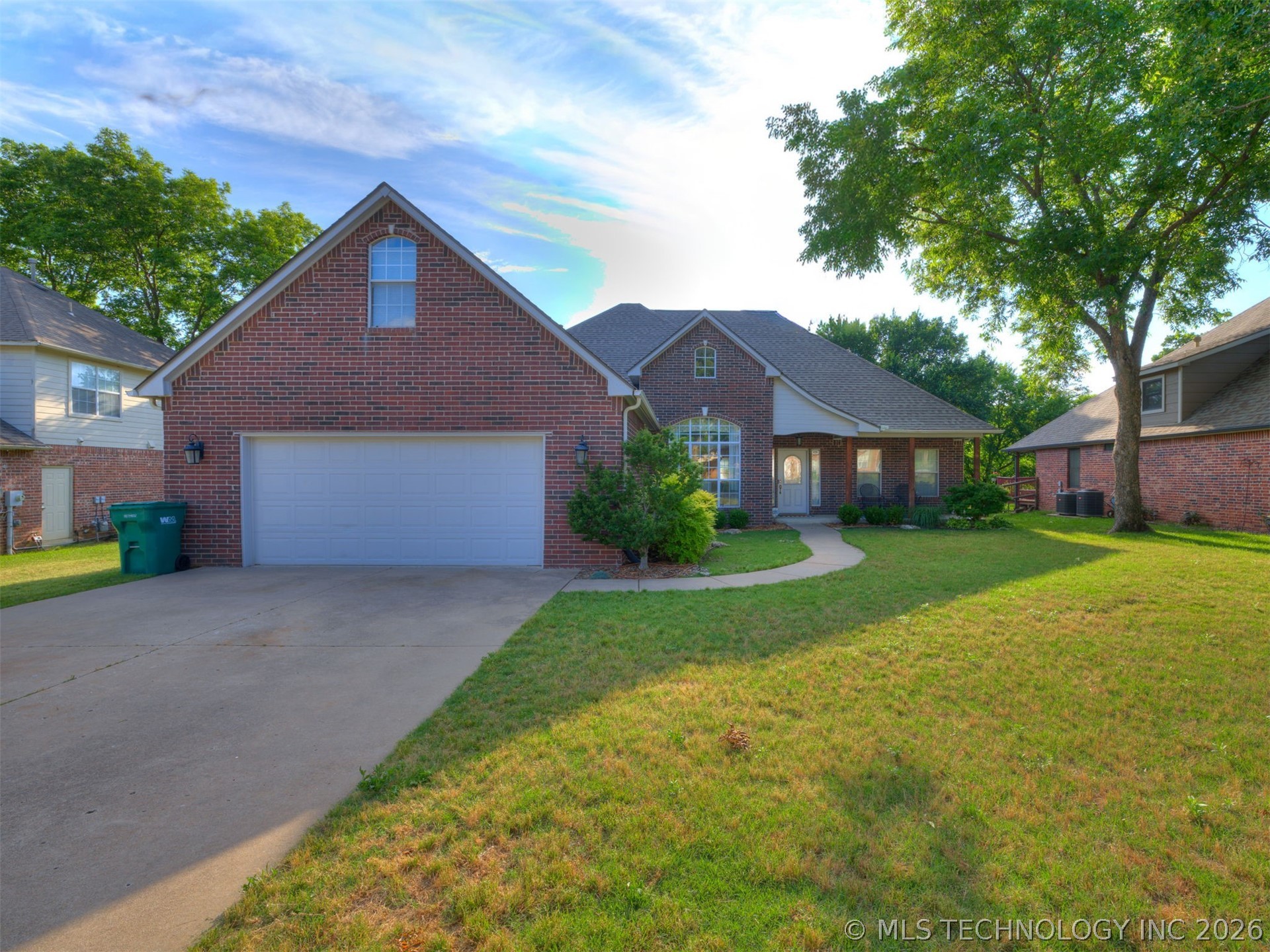 Photo 1 of 51 — 2218 S 113th WestCourt, Sapulpa, OK 74066