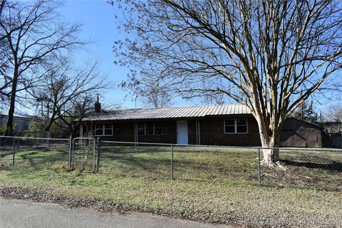 106 NE 2nd Street Fort Towson OK 74735