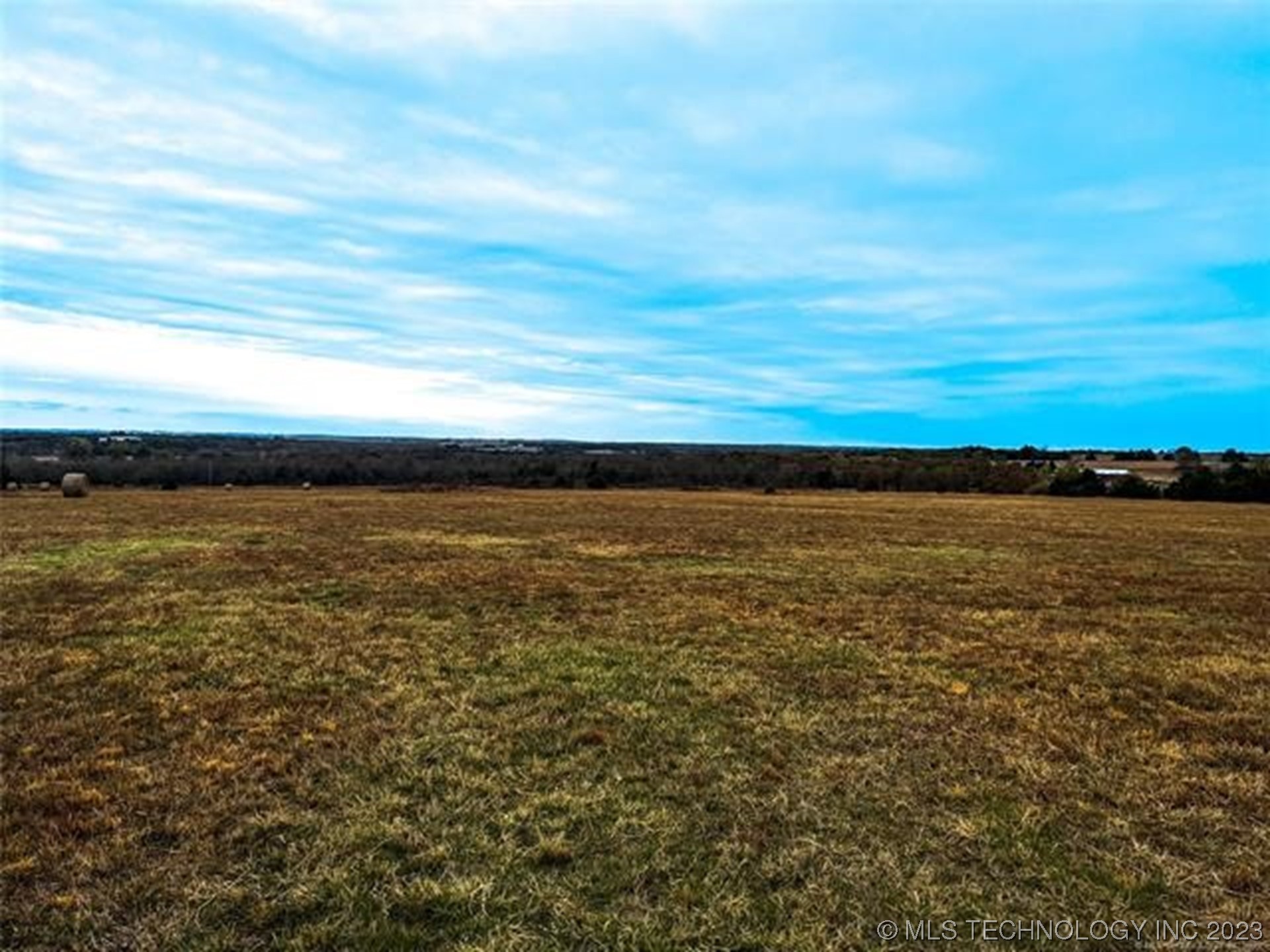 Photo 16 of 30 of 26 S Sangre Road land