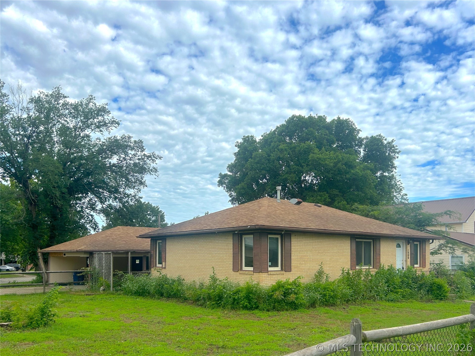 Photo 1 of 8 — 1008 W Shawnee Avenue, Nowata, OK 74048