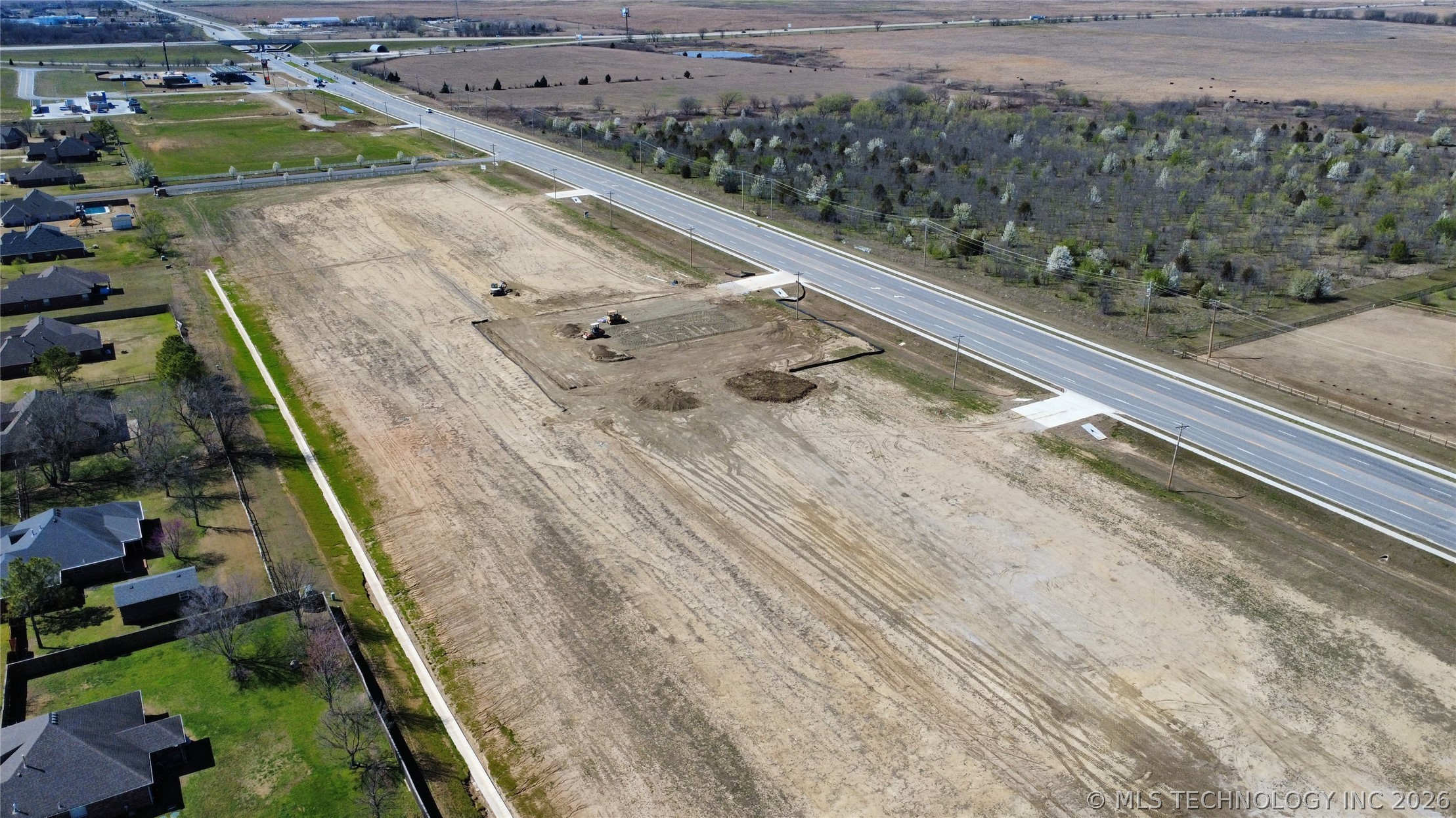 Photo 1 of 5 — 5672 E 146th Street, Collinsville, OK 74021