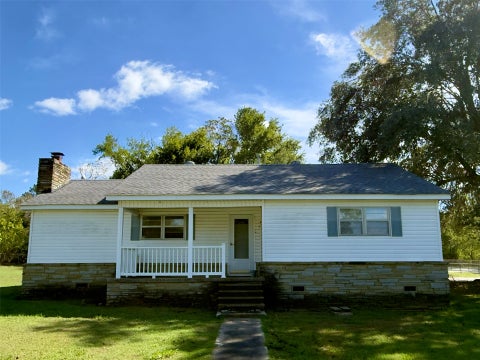Photo of 203 W 3rd Street, Kinta, OK 74552 (MLS # 2637973)