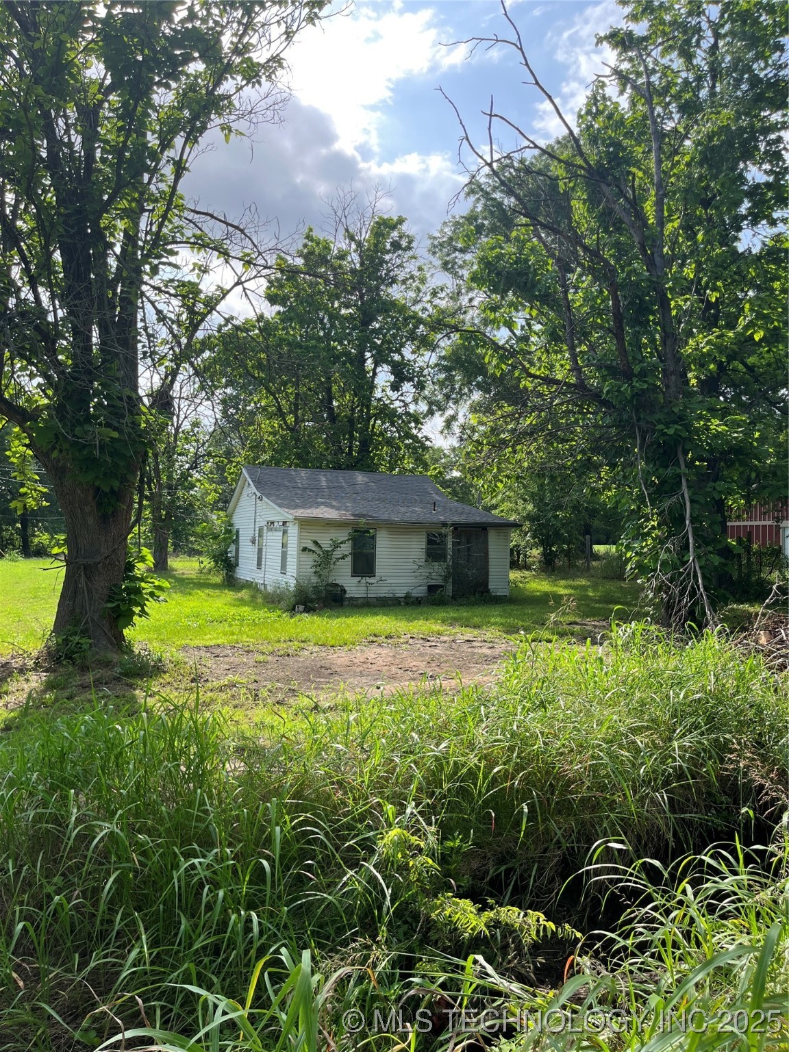 108 N Brackett