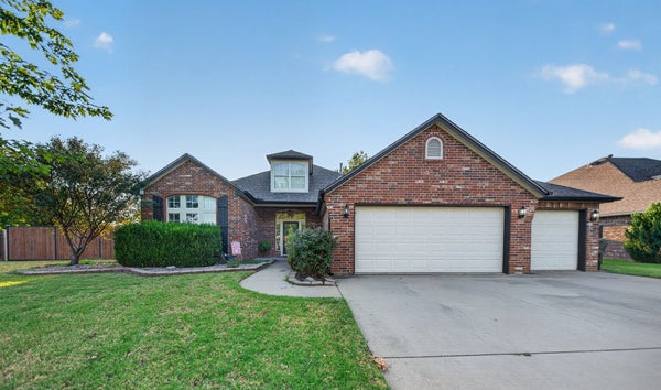 10104 N 114TH EAST AVE, OWASSO, OK 74055 - Image 4ceed4db23ec8e0795ec52cdae91c69f/1227589362
