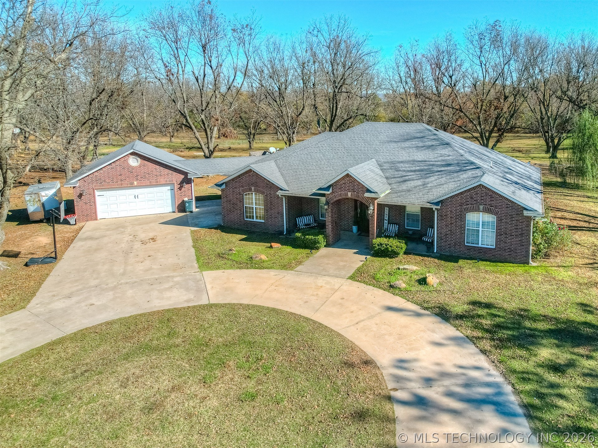 Photo 1 of 83 — 808 N E Street, Eufaula, OK 74432