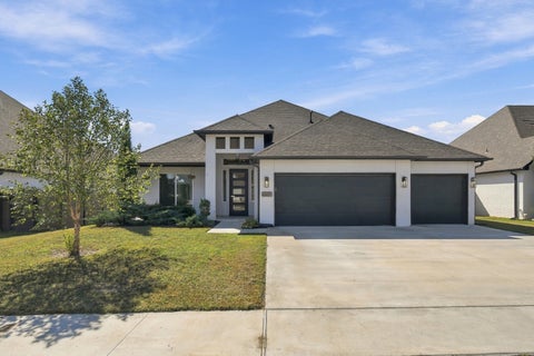 Photo of 727 E Delmar Place, Broken Arrow, OK 74012 (MLS # 2636375)