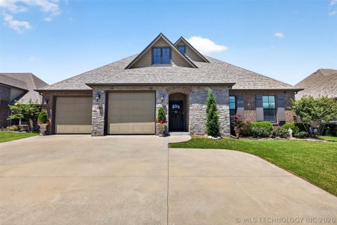 Photo of 8108 N 77th Avenue, Owasso, OK 74055 (MLS # 2622305)