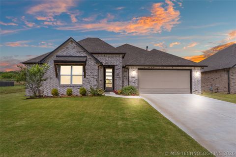 Photo of 27713 E 107th Street, Coweta, OK 74429 (MLS # 2616882)