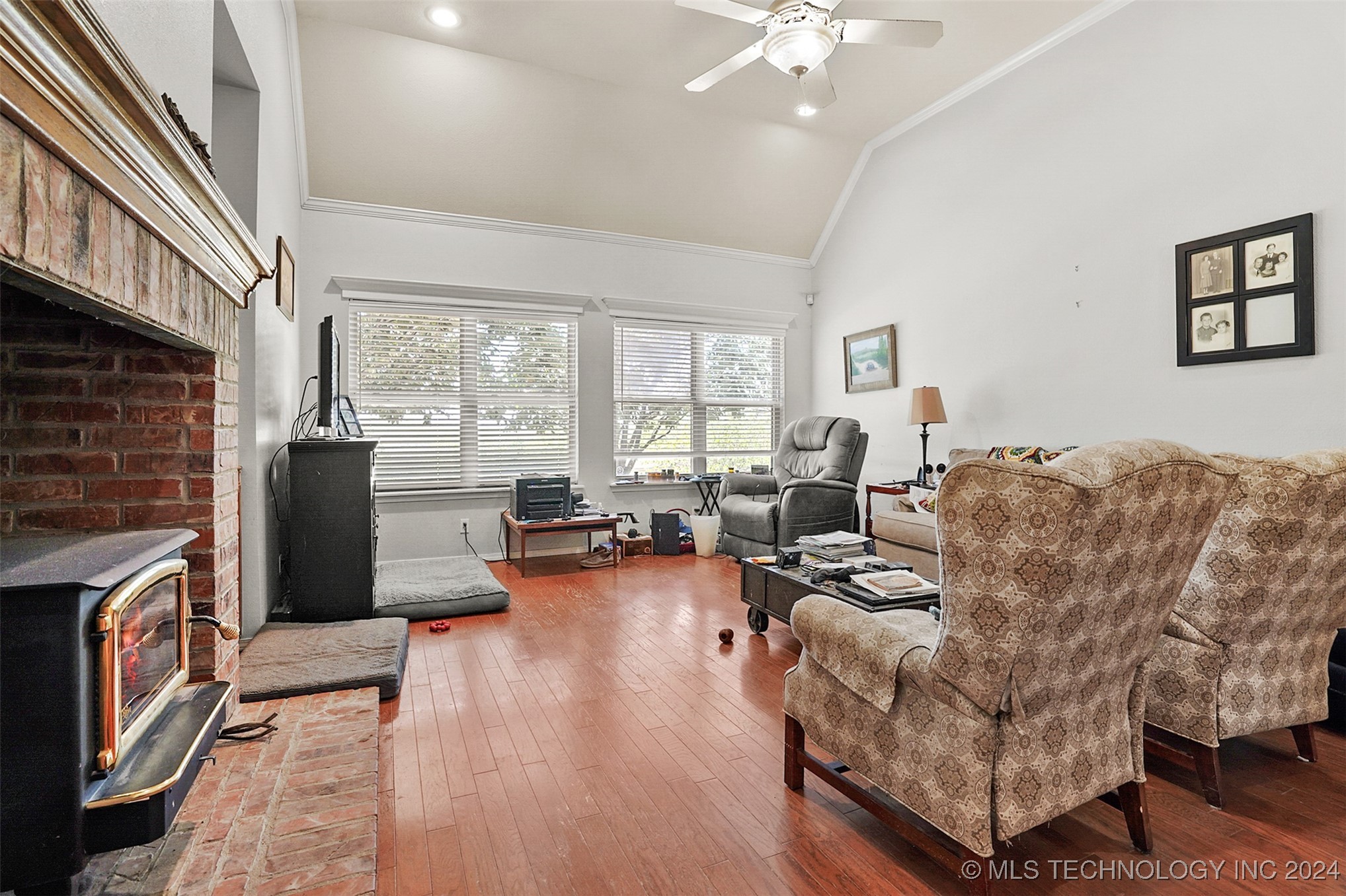 Photo 11 of 46 of 1474 S 271st WestAvenue house