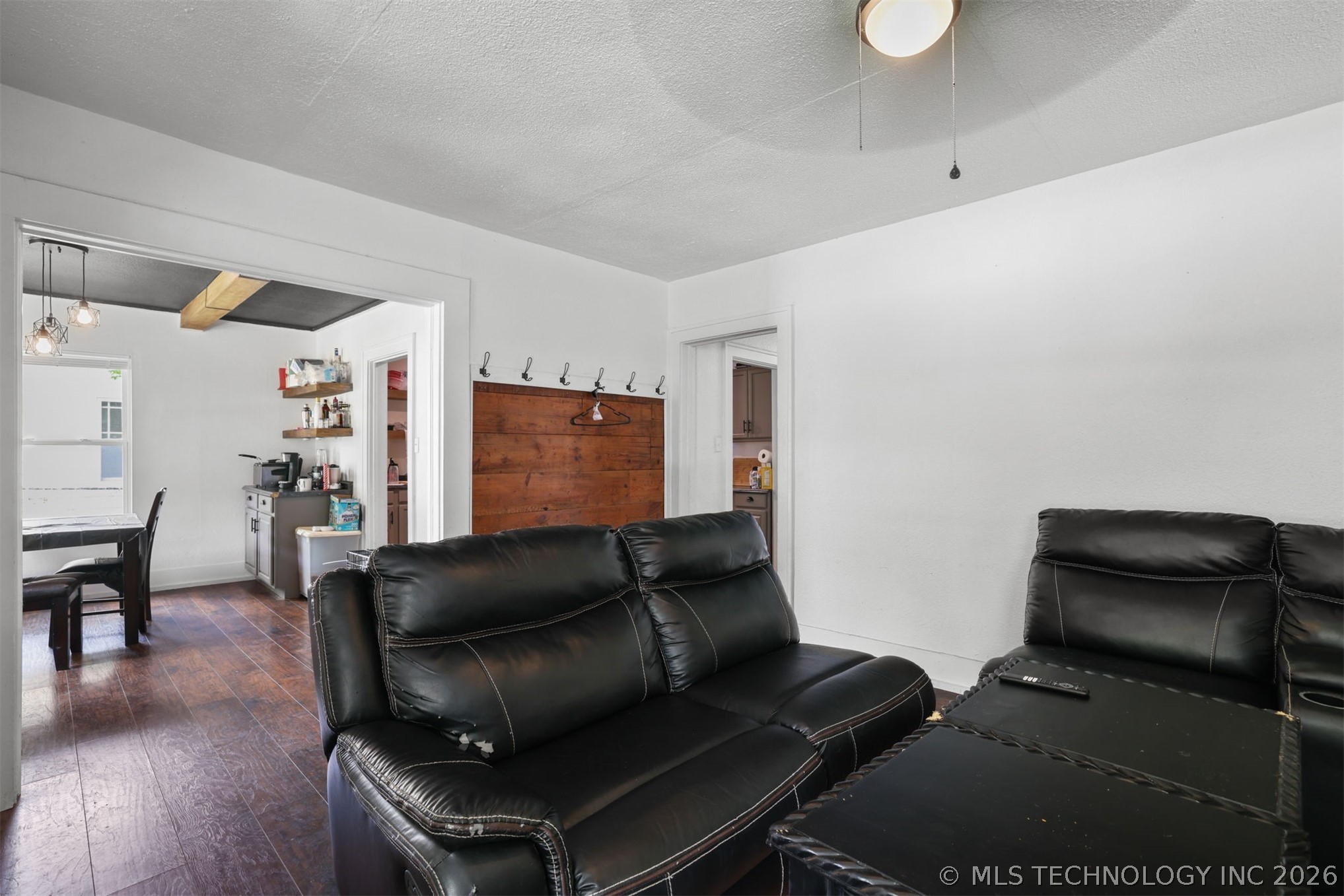 1320 N 4th Avenue
