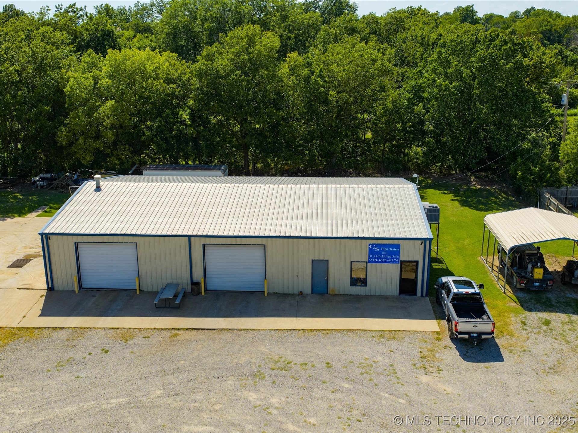 Photo 1 of 31 — 1601 E Main Street, Pawhuska, OK 74056