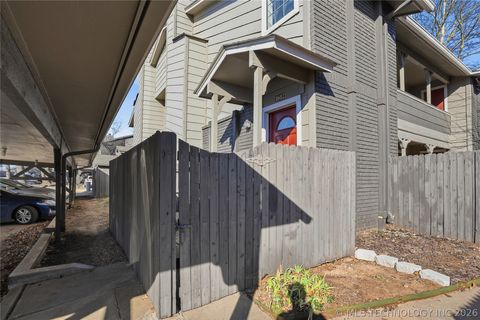 Photo of 2826 E 90th Street #1602, Tulsa, OK 74137 (MLS # 2550289)