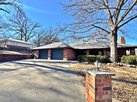 Photo of 99 Greentree Drive, Tahlequah, OK 74464 (MLS # 2602453)