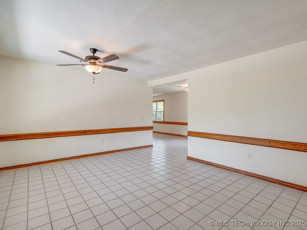 15559 County Road 1595