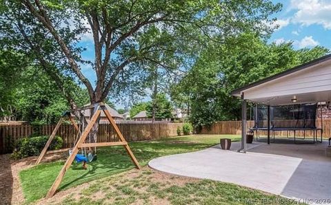 Photo of 708 N Aster Avenue, Broken Arrow, OK 74012 (MLS # 2616335)