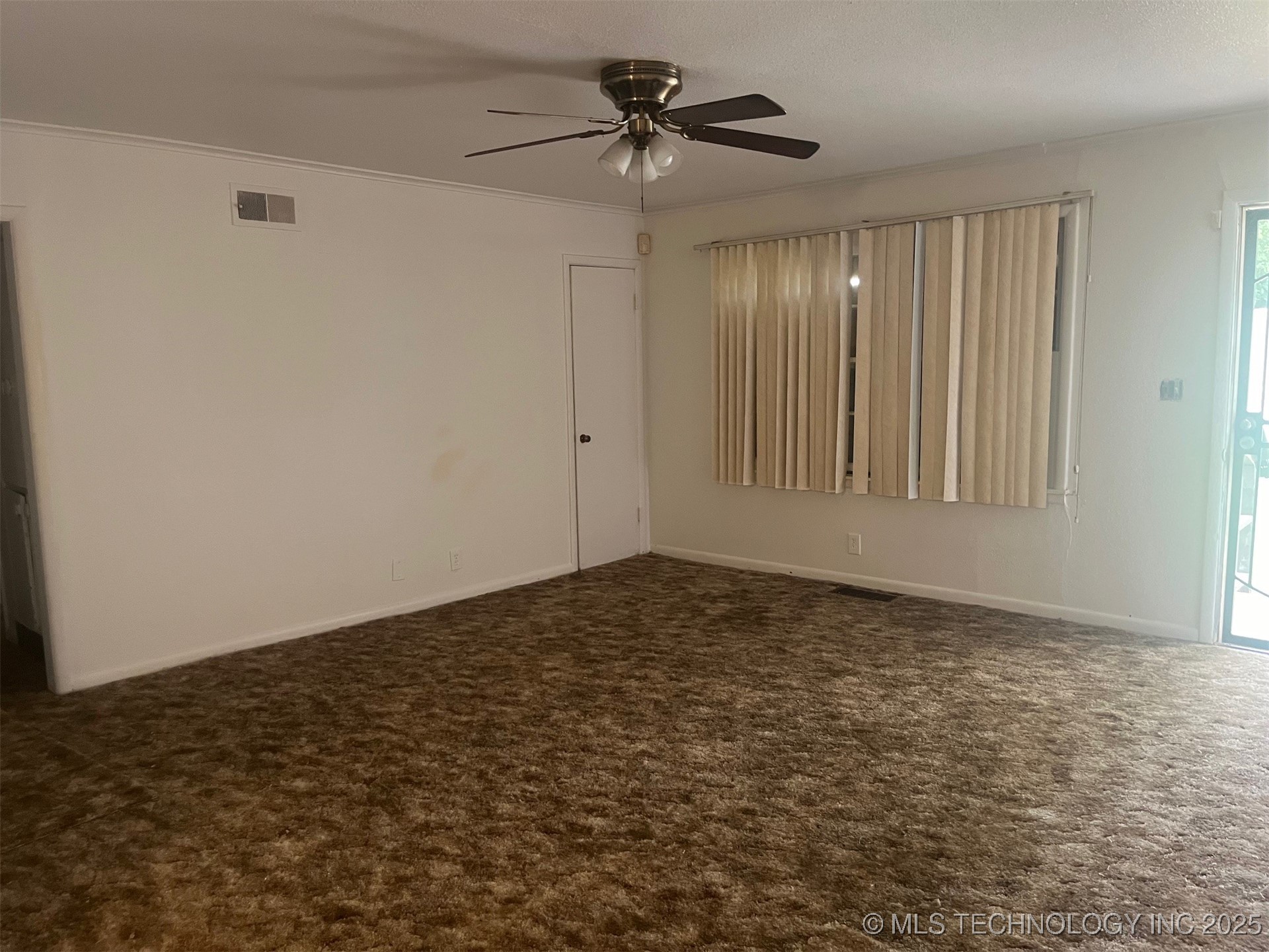 111 E 26th Place N