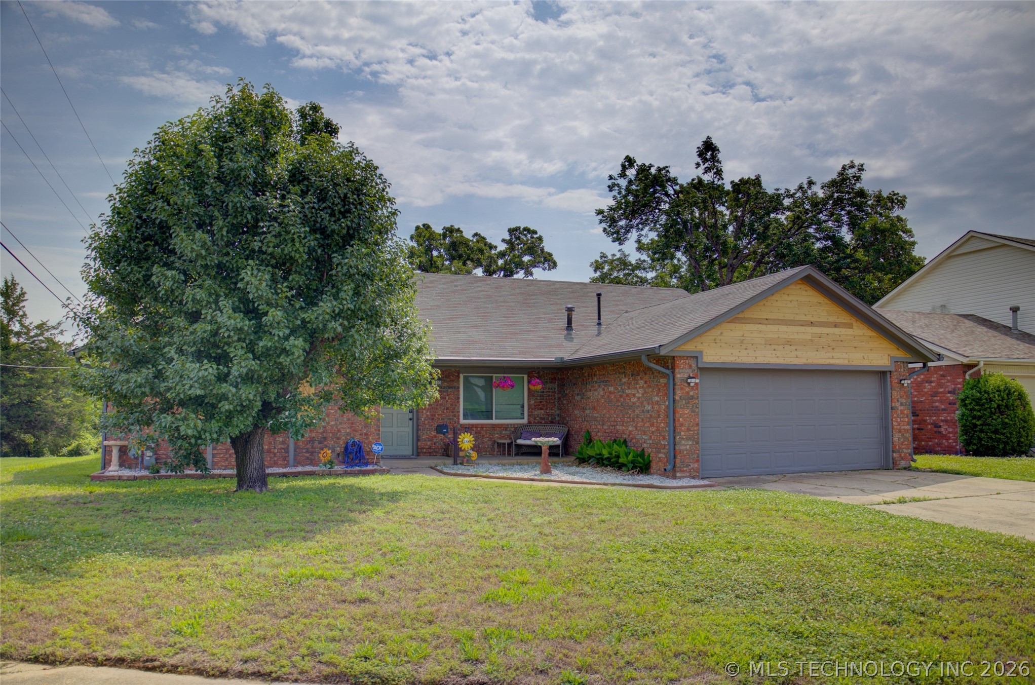 Photo 1 of 56 — 3105 Magnolia Court, Sand Springs, OK 74063