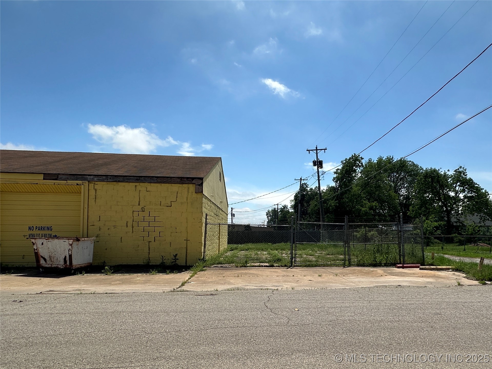 623 N 1st Street