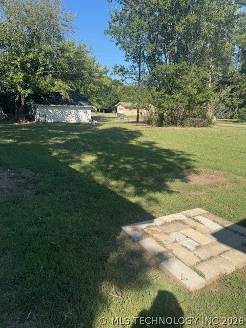 1000 W Francis Street