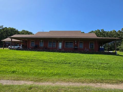 Photo of 463388 E 1093 Road W, Sallisaw, OK 74955 (MLS # 2601605)