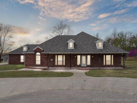 MLS: 2512816
