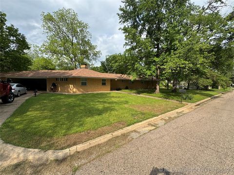 620 W Pine Durant OK 74701
